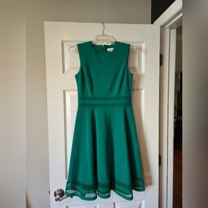 Calvin Klein‎ Green Dress